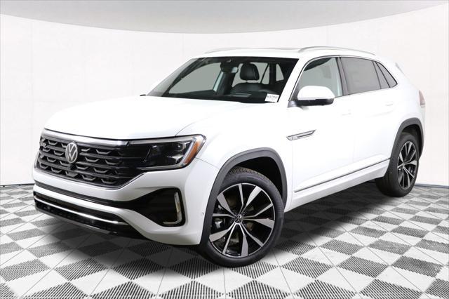 Photo of 2025 Opal White Pearl Volkswagen Atlas Cross Sport