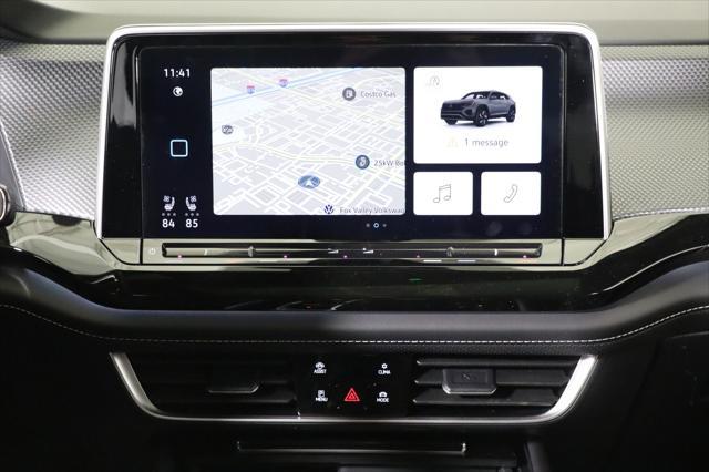 Photo of 2025 Opal White Pearl Volkswagen Atlas Cross Sport