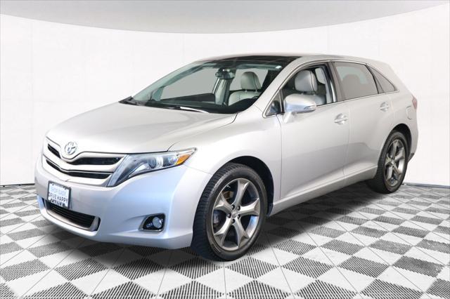 Photo of 2013 Classic Silver Metallic Toyota Venza