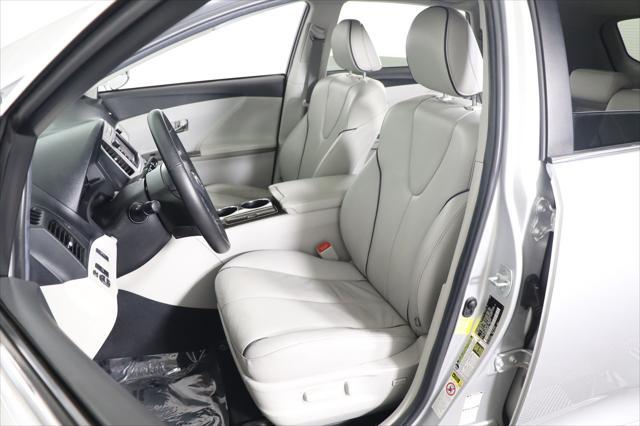 Photo of 2013 Classic Silver Metallic Toyota Venza