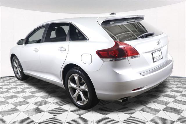 Photo of 2013 Classic Silver Metallic Toyota Venza