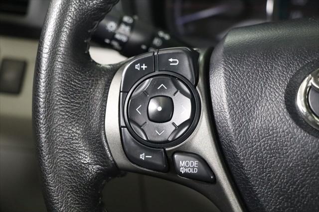 Photo of 2013 Classic Silver Metallic Toyota Venza