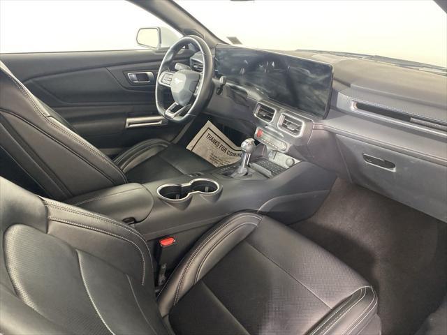 Photo of 2024 Oxford White Ford Mustang