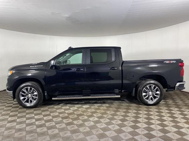 Photo of 2025 Black Chevrolet Silverado 1500