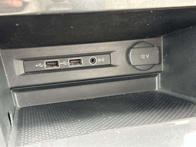Photo of 2019 Silk Blue Metallic Volkswagen Tiguan