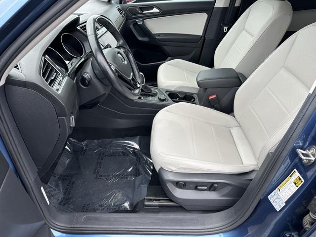 Photo of 2019 Silk Blue Metallic Volkswagen Tiguan