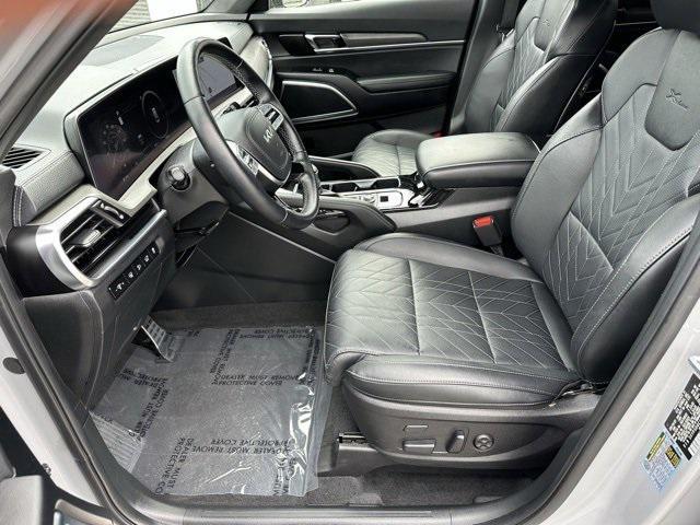 Photo of 2024 Wolf Gray Kia Telluride