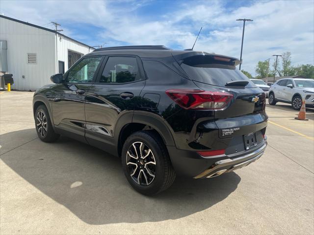 Photo of 2021 Mosaic Black Metallic Chevrolet Trailblazer