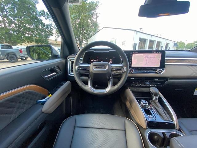Photo of 2025 Onyx Black GMC Canyon