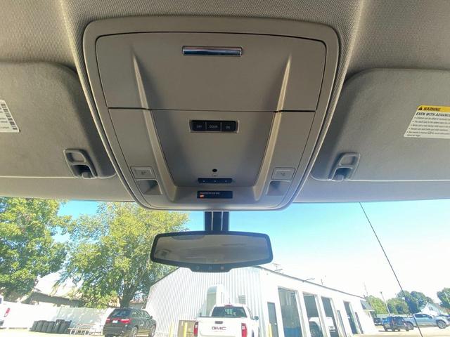 Photo of 2016 Onyx Black GMC Sierra 1500