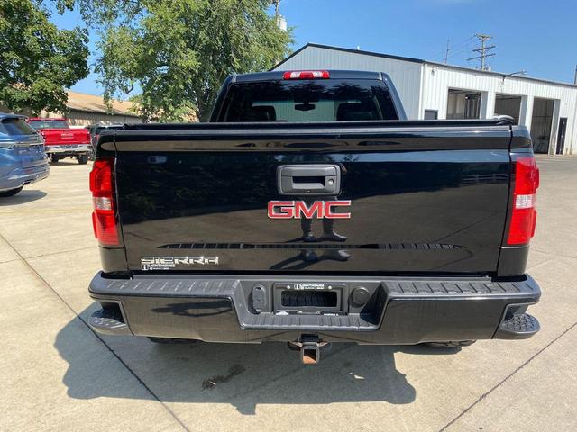 Photo of 2018 Onyx Black GMC Sierra 1500