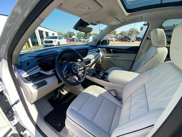 Photo of 2026 iridescent white tricoat Buick Enclave