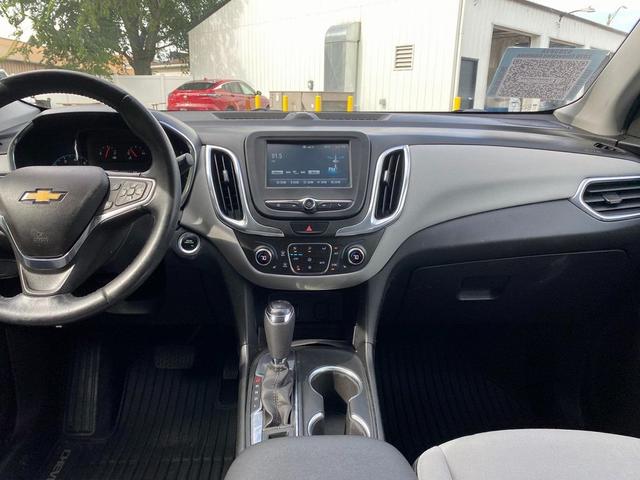 Photo of 2018 Storm Blue Metallic Chevrolet Equinox