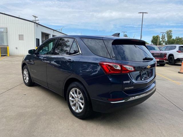 Photo of 2018 Storm Blue Metallic Chevrolet Equinox
