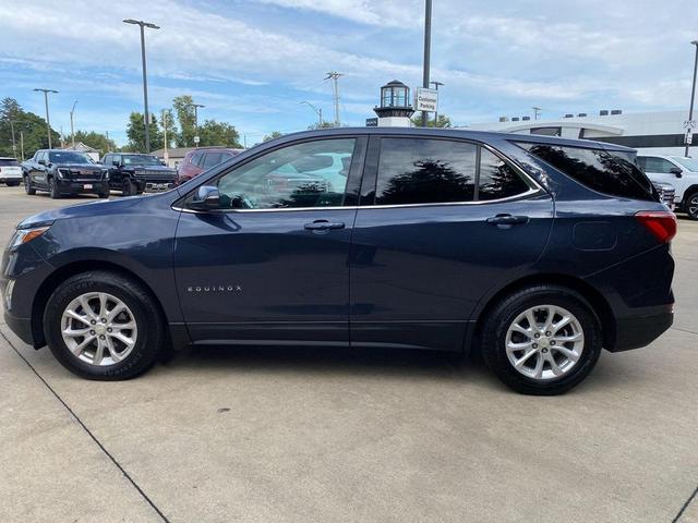 Photo of 2018 Storm Blue Metallic Chevrolet Equinox
