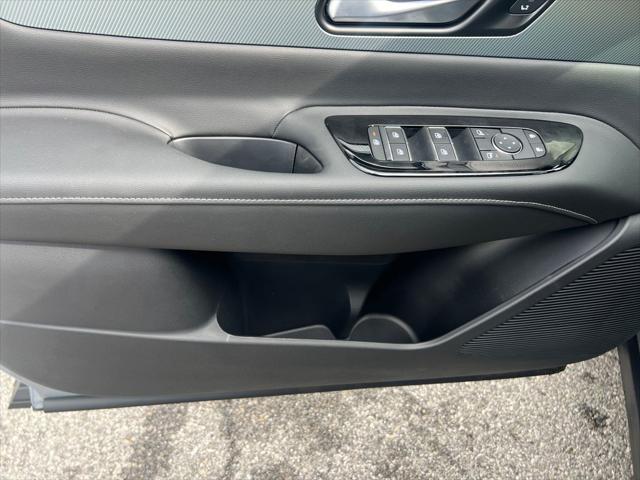 Photo of 2025 Boulder Gray Pearl/Super Black Nissan Murano