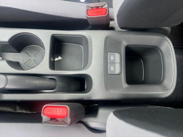 Photo of 2025 Gun Metallic Nissan Versa