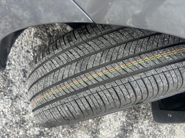 Photo of 2025 Gun Metallic Nissan Versa