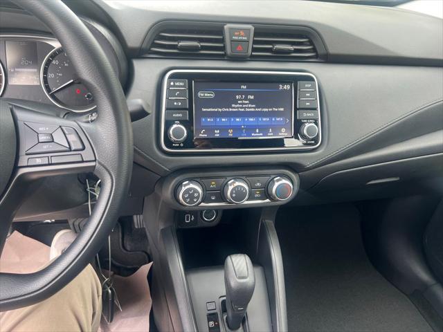 Photo of 2025 Gun Metallic Nissan Versa