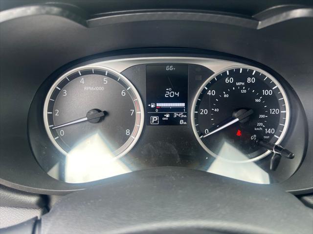 Photo of 2025 Gun Metallic Nissan Versa