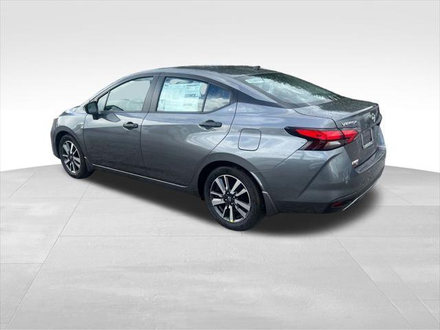 Photo of 2025 Gun Metallic Nissan Versa