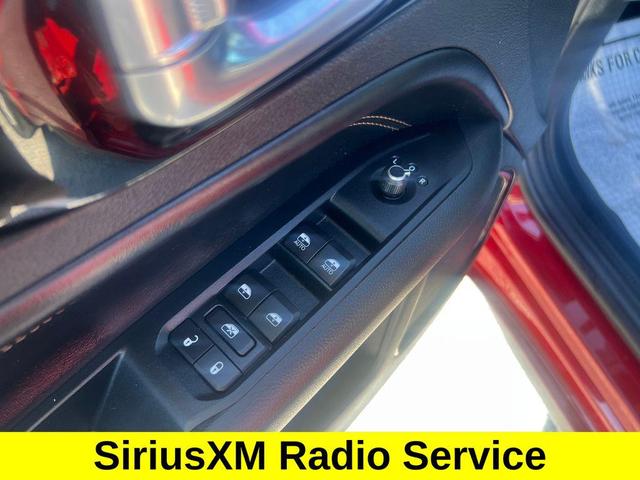 Photo of 2022 Redline Pearlcoat Jeep Compass