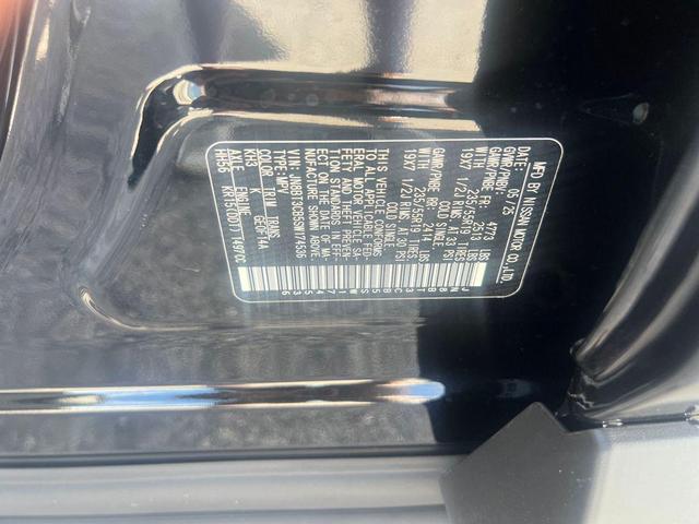 Photo of 2025 Super Black Nissan Rogue