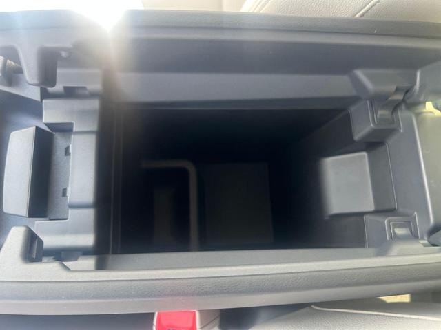 Photo of 2025 Super Black Nissan Rogue