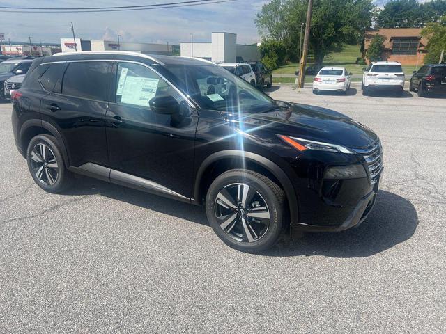 Photo of 2025 Super Black Nissan Rogue