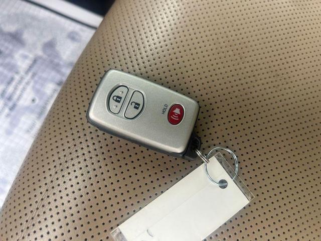 Photo of 2017 Barcelona Red Metallic Toyota 4Runner