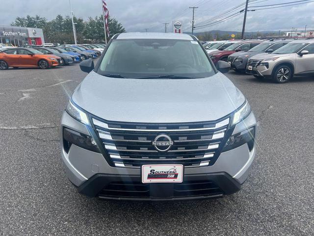 Photo of 2025 Brilliant Silver Metallic Nissan Rogue