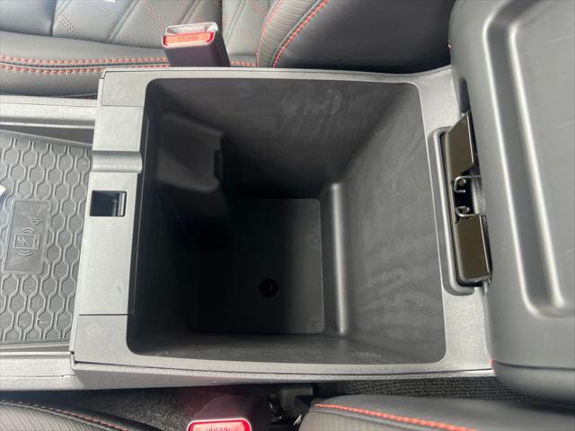 Photo of 2025 Afterburn Orange Nissan Frontier