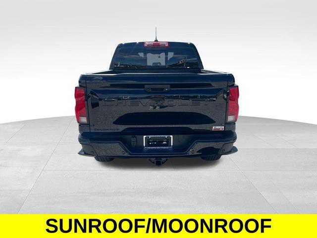 Photo of 2024 Black Chevrolet Colorado