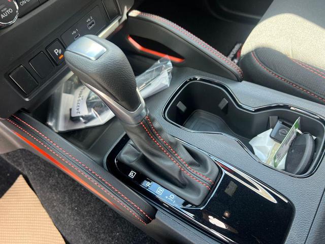 Photo of 2025 Super Black Nissan Frontier