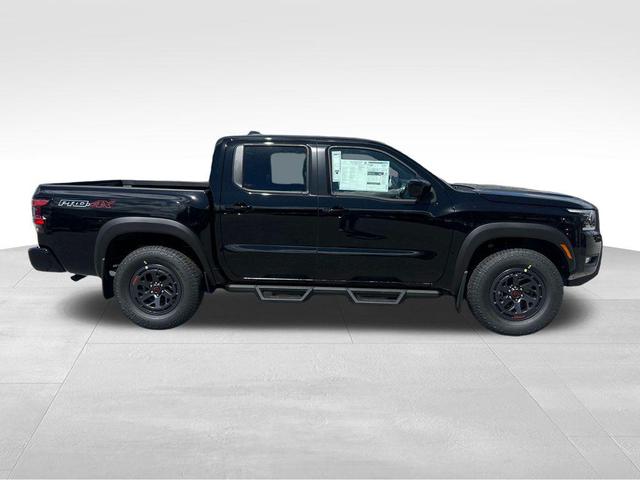 Photo of 2025 Super Black Nissan Frontier