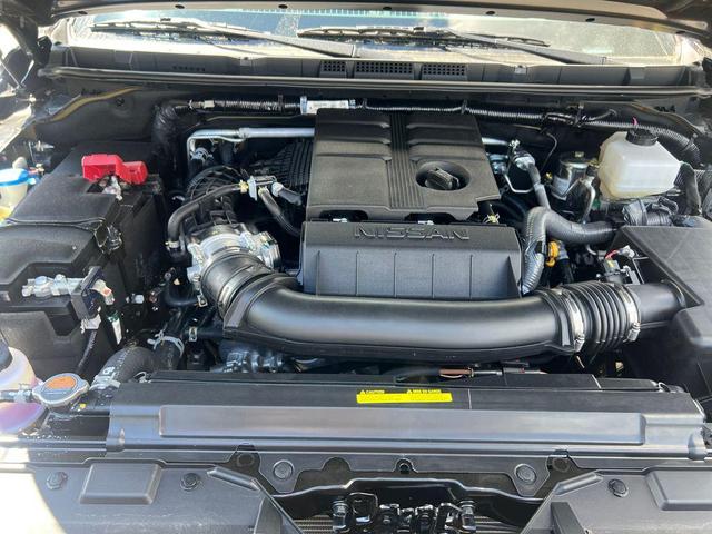 Photo of 2025 Super Black Nissan Frontier