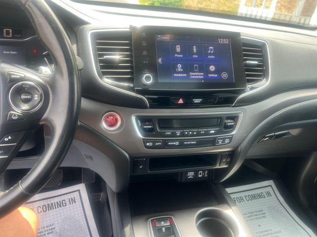 Photo of 2022 Sonic Gray Pearl Honda Ridgeline