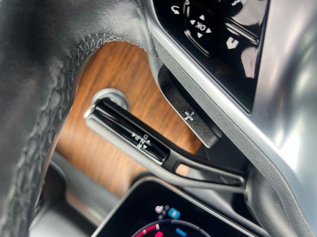 Photo of 2023 Silver Mercedes-Benz C-Class
