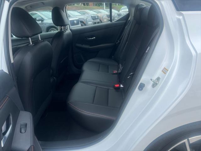 Photo of 2025 Aspen White Tricoat/Super Black Nissan Sentra
