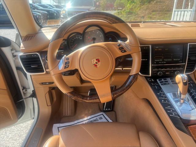 Photo of 2010 Carrara White Porsche Panamera