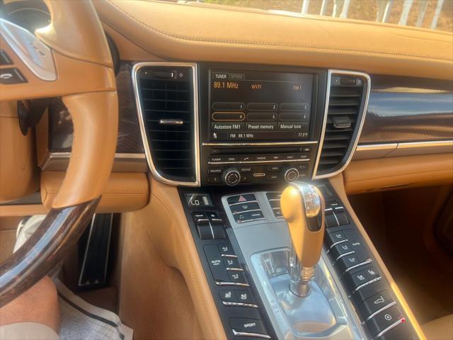 Photo of 2010 Carrara White Porsche Panamera
