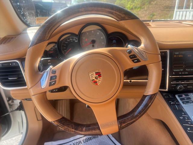Photo of 2010 Carrara White Porsche Panamera