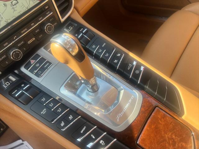 Photo of 2010 Carrara White Porsche Panamera