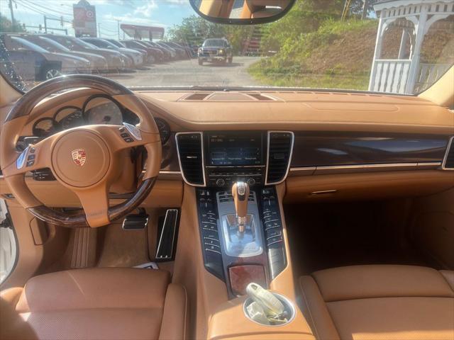 Photo of 2010 Carrara White Porsche Panamera