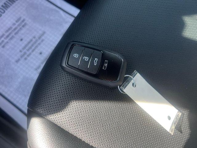Photo of 2024 Wolf Gray Kia Sportage