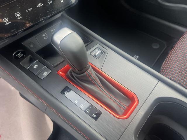 Photo of 2025 Canyon Bronze Metallic Nissan Kicks