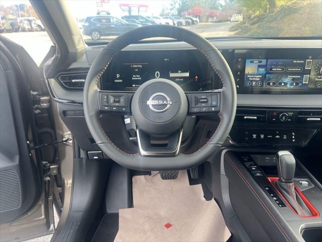 Photo of 2025 Canyon Bronze Metallic Nissan Kicks