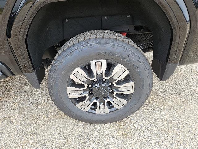 Photo of 2025 Onyx Black GMC Sierra 2500