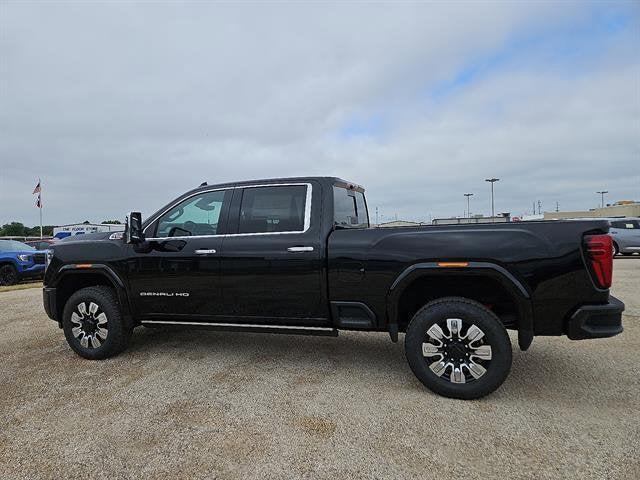 Photo of 2025 Onyx Black GMC Sierra 2500