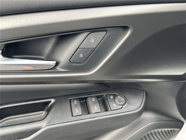Photo of 2025 Summit White Chevrolet Equinox EV